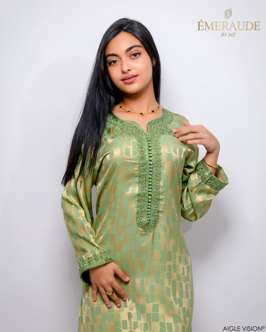 Bediaa Kemkha El Malek - الملاك