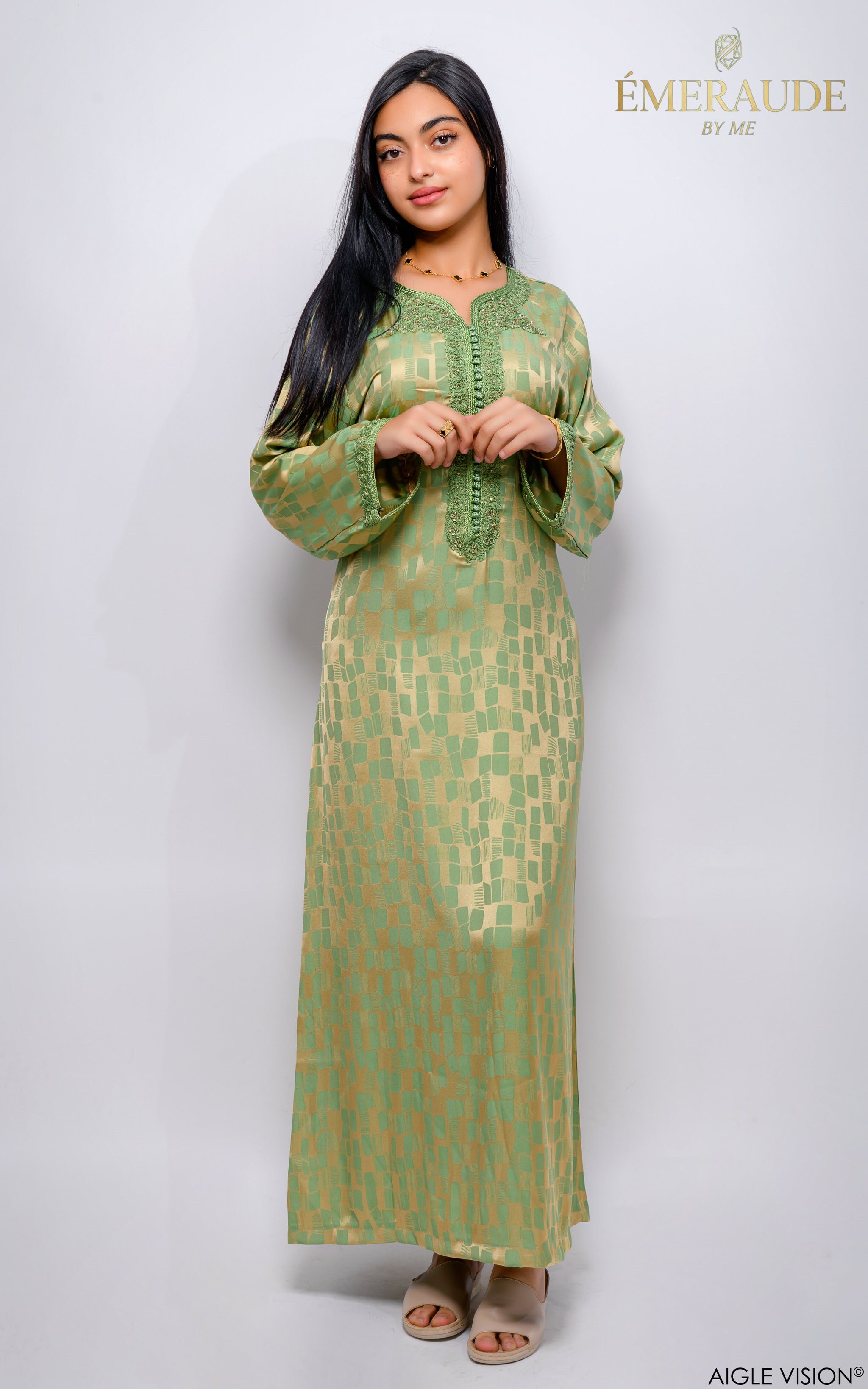 Bediaa Kemkha El Malek - الملاك